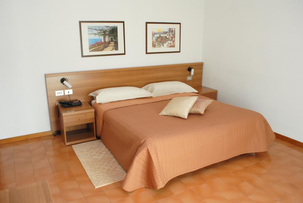 Albergo "Da Mario" Pianoro Habitación foto