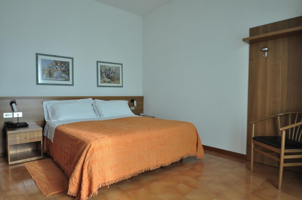 Albergo "Da Mario" Pianoro Exterior foto